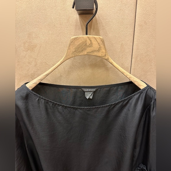 Club Monaco black blouse with detailed arms, size small! - Picture 3 of 5